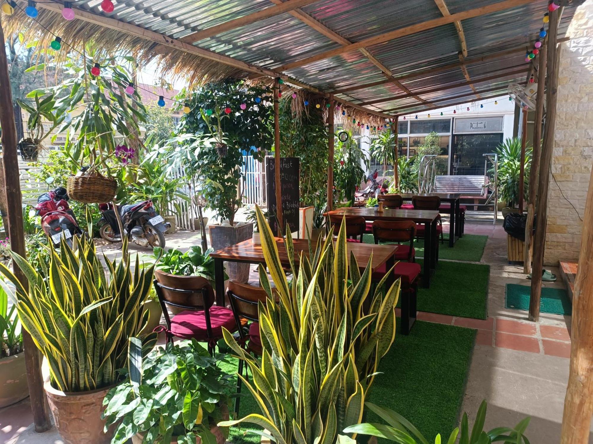 Orchid 101 Hotel Kampot Exterior photo